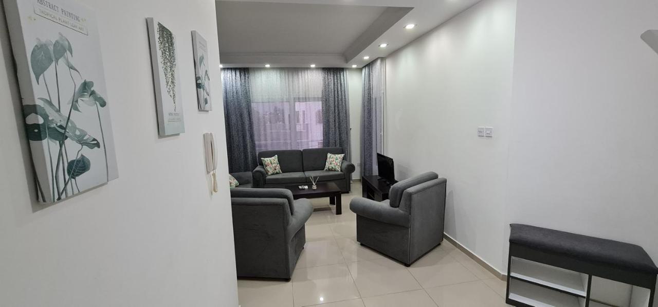 Oytam Apt Nicosia Exterior photo