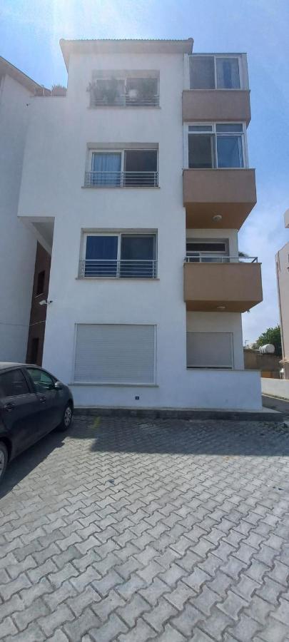 Oytam Apt Nicosia Exterior photo